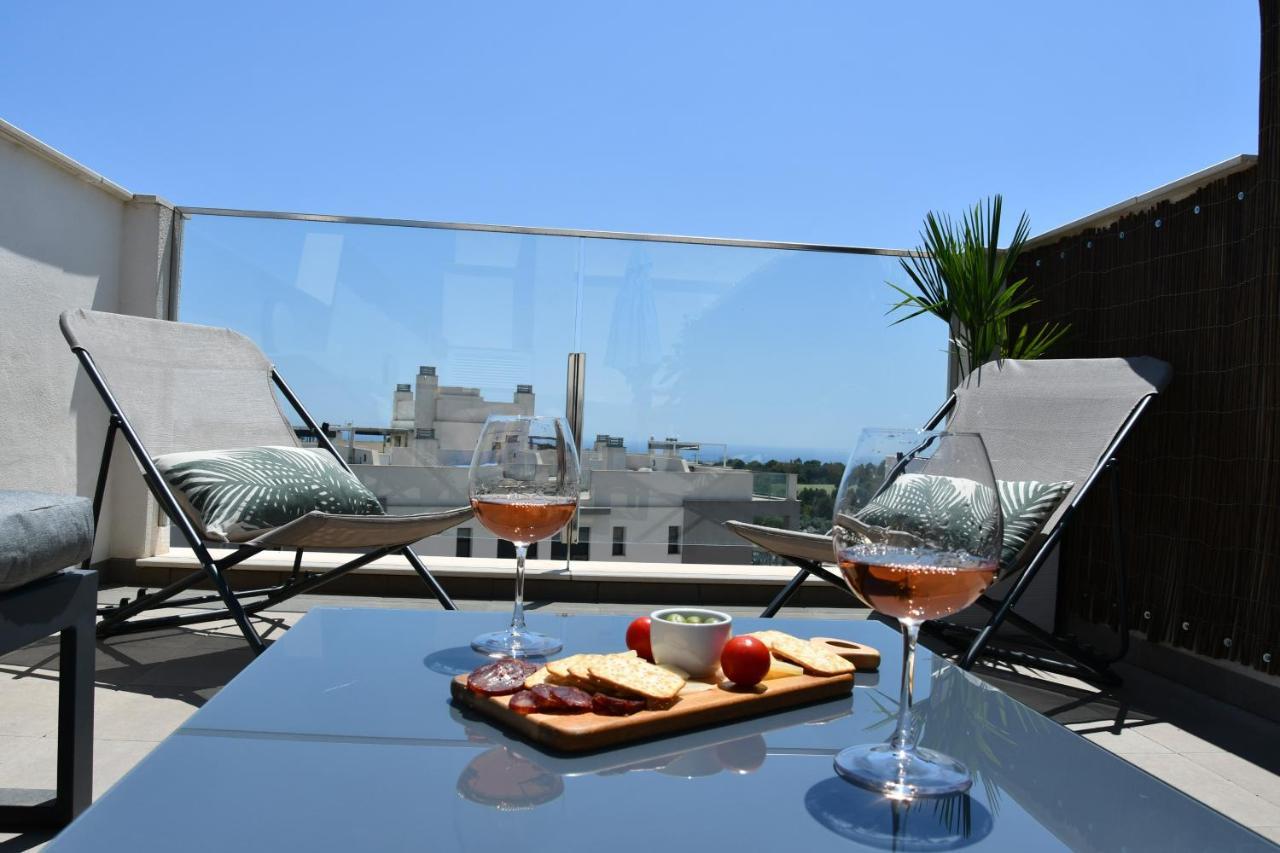 Luxurious Flat & Private Rooftop In Villamartin Orihuela Costa