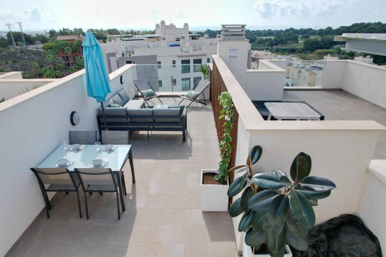 Luxurious Flat & Private Rooftop In Villamartin Orihuela Costa Apartamento