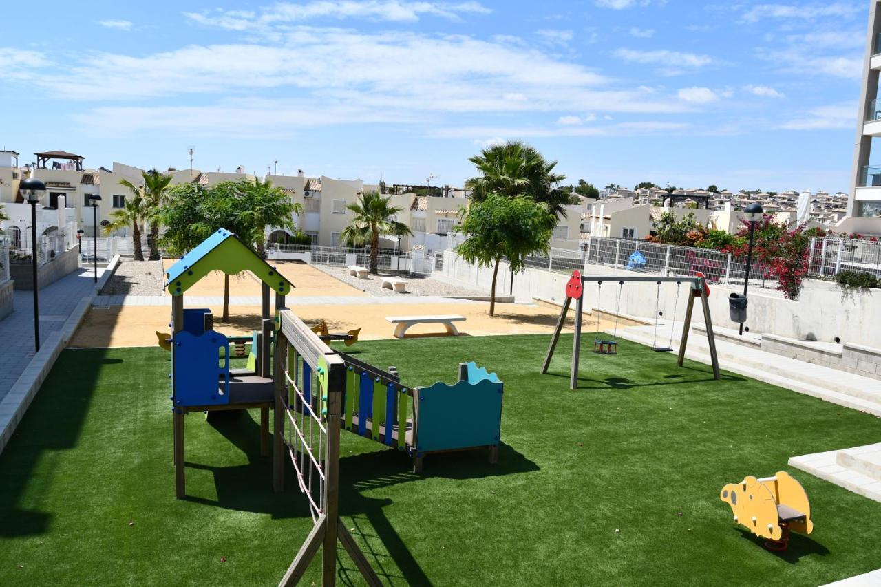 Apartamento Luxurious Flat & Private Rooftop In Villamartin Orihuela Costa