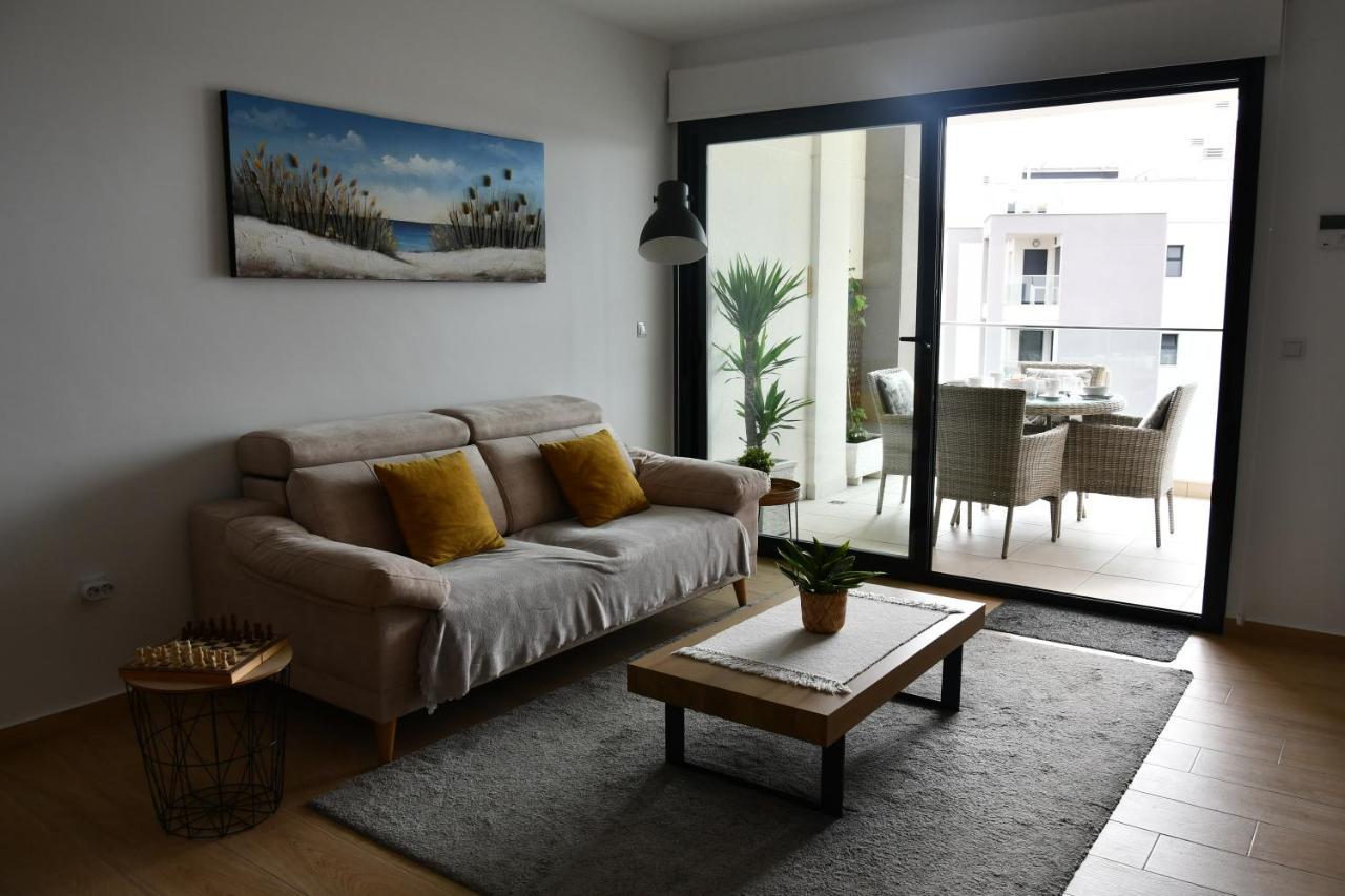 Luxurious Flat & Private Rooftop In Villamartin Orihuela Costa Apartamento Dehesa de Campoamor (Orihuela Costa)
